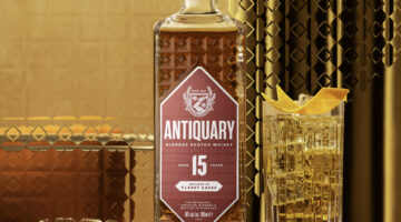 ANTIQUARY_BOTTLE & SERVE_HERO SHOT_15YO_JPG.jpg